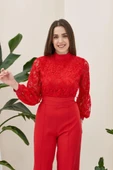 Kırmızı Üstü Dantel Tulum thumbnail 4