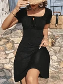 Kadın Kısa Kollu Kare Yakalı Bağcıklı Kaşkorse Elbise thumbnail 4