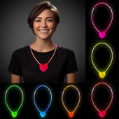 Karanlıkta Yanan Glow Kalp Şekilli Kolye 6 Renk 6 Adet - 11