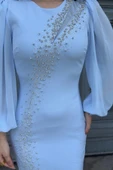 Yaka Detaylı Taş ve İnci Süslemeli Abiye Elbise 2204-Bebe Mavisi thumbnail 5