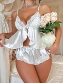 AmoraSecret AmoraSecret Dantel İşlemeli İnce Askılı Beyaz Saten Şortlu Takım - 2