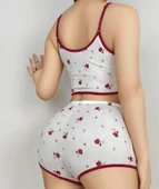 Amora Secret Pamuklu Beyaz Üstüne Kırmızı Gül Desen Fitilli Askılı Şortlu Pijama Takımı - 2