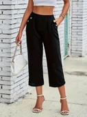 Kadın Beli Lastikli Düğme Ve Cep Detaylı Kapri Ithal Keten Pantolon thumbnail 4