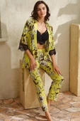 Amora Secret Dokuma Viskon Çiçek Baskılı Dantelli Sabahlık Balenli Desteksiz Dolgusuz Büstiyer Sütyen ve Pantolon Pijama thumbnail 1
