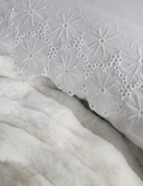 Çift Kişilik Nolan Beyaz Yatak Örtülü Nevresim Set thumbnail 2