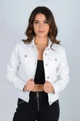 Kadın Beyaz Klasik Denim Uzun Kol Kısa Kot Ceket 25KCKTD640 - 3