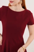 Önden Dikiş Detaylı Çan Model Bordo Elbise thumbnail 4