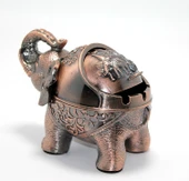 Metal Fil Figürlü Küllük Model 2 - 1