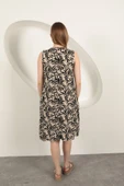 Viskon Kumaş Yaprak Desenli Elbise-Bej thumbnail 2