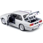 Bburago Bmw M3 (E30) 1988 1:24 Model Araba - Beyaz thumbnail 4