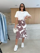 Kadın Kısa Kollu Bisiklet Yaka Viskon Bluz Ve Desenli Süprem Etek Ikili Takım thumbnail 5