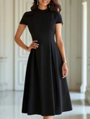 Kadın Kısa Kollu Yarı Balıkçı Yaka Pileli Janjan Krep Midi Elbise thumbnail 3