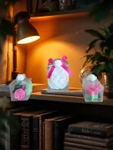 Uyuyan melek yıldız gül ve figürlü Kokulu Doğal beyaz pembe yeşil renk 3lü Dekoratif mum thumbnail 1