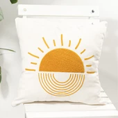 Beyaz Kumaş Punch Nakışlı Dekoratif Kırlent Kılıfı 45 X 45 Cm thumbnail 1