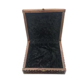 Ceviz El Oyması İşlemeli Mücevher Takı Aksesuar Kutusu thumbnail 3