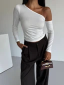 Omuz detaylı kollu bluz beyaz f2336 thumbnail 1