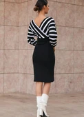 Uzun Kollu Kruvaze Yaka çizgi Desenli Kısa Triko Elbise thumbnail 2