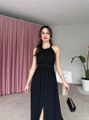 Kadın Krinkil Kumaş Beli Gipeli Halter Yaka Maxi Boy Elbise thumbnail 4