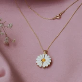 Kişiye Özel Papatya İsim Yazılabilir Gold Kaplama Gümüş Kolye thumbnail 2