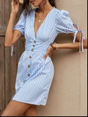 Kadın Kısa Bağcıklı Kol Kruvaze Yaka önden Düğmeli Kısa Poplin Elbise thumbnail 1