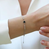 Yonca Siyah Mineli Trend Gümüş Bileklik thumbnail 1