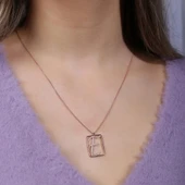 E Harfi Zirkon Taşlı Rose Gold Kaplama Çerçeveli Gümüş Kolye thumbnail 2