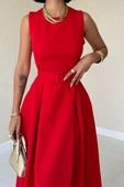 Kırmızı Halter Yaka Kloş Elbise thumbnail 3
