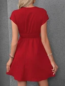 Kadın Kısa Kollu Kruvaze Yakalı Beli Lastikli Bürümcük Elbise thumbnail 3