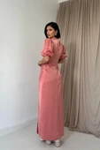 Pudra Büzgülü Saten Elbise thumbnail 4