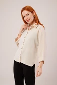 Kol Katlama Detaylı Bej Gömlek thumbnail 4