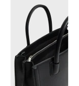 Stradivarius Kadın Siyah Sert Tote Çanta 00525001 thumbnail 3