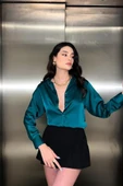 Zümrüt Saten Gömlek thumbnail 1