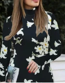 Kadın Balıkçı Yaka Uzun Kollu çiçek Desenli Krep Elbise thumbnail 2
