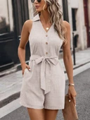 Kadın Sıfır Kollu Yakalı Düğmeli Belden Kuşaklı Kısa Keten Tulum thumbnail 2