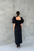 Siyah İşlemeli Kolu Garnili Elbise thumbnail 2