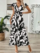 Kadın Kısa Kelebek Kollu Kruvaze Yaka Desenli Süprem Elbise thumbnail 5