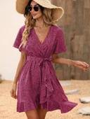 Kadın Kısa Kelebek Kollu Kruvaze Yakalı Belden Kuşaklı Kısa Desenli Süprem Elbise thumbnail 5