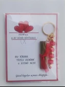 100 Adet Kişiye Özel 6 Ay Kına Hatırası Kırmızı Anahtarlık ve Paketlenmiş Kına Dağıtmalık Hediyelik thumbnail 3