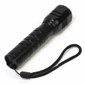 F-82 T6 Led Zoomlu 2000 Lm Yüksek Işık Şarjlı El Feneri thumbnail 2