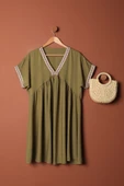 Viskon Kumaş Yakası Kolu Şerit Detaylı Elbise-Haki thumbnail 1