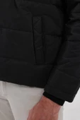 Erkek Siyah Standart Fit Normal Kesim Dik Yaka Omuz Detaylı Kışlık Mont - 5
