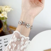 Apple Watch Seri Ultra 1 2 49mm Çiçekli ve Kalp Zincir Detaylı Bileklik Tasarım Kordon  Gümüş thumbnail 3