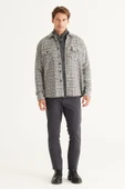 Altınyıldız Classics Erkek Antrasit Oversize Bol Kesim Düğmeli Yaka Ekose Desenli Flanel Oduncu Kışlık Gömlek thumbnail 3