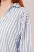 Çizgili Rahat Kesim Mavi Gömlek thumbnail 4