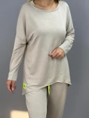 Kadın Iki Iplik Viskon Pamuk Kumaş Arma Detaylı Ikili Takım thumbnail 2