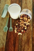 Ar Armese Çift Hazneli Çatal Kaşıklı Müsli Yulaf Diyet Atıştırmalık Saklama Kabı Yeşil Ap-9453 1100 Ml - 1