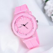 Pembe Silikon Kordonlu Pinkoli Kabartma iç Tasarım Kadın Kol Saat ST-303985 - 1