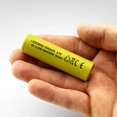 18650 Fıstık Yeşil Şarjlı Batarya Pil 3.6V 1500mAh Li-Ion Uzun Ömürlü Yüksek Kapasite Şarj Edilir thumbnail 2