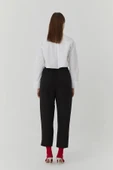 Quzu Kemer Detaylı Kadın Pantolon - 4