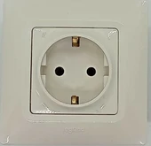 LEGRAND SALBEI TOPRAKLI PRİZ KREM thumbnail 1